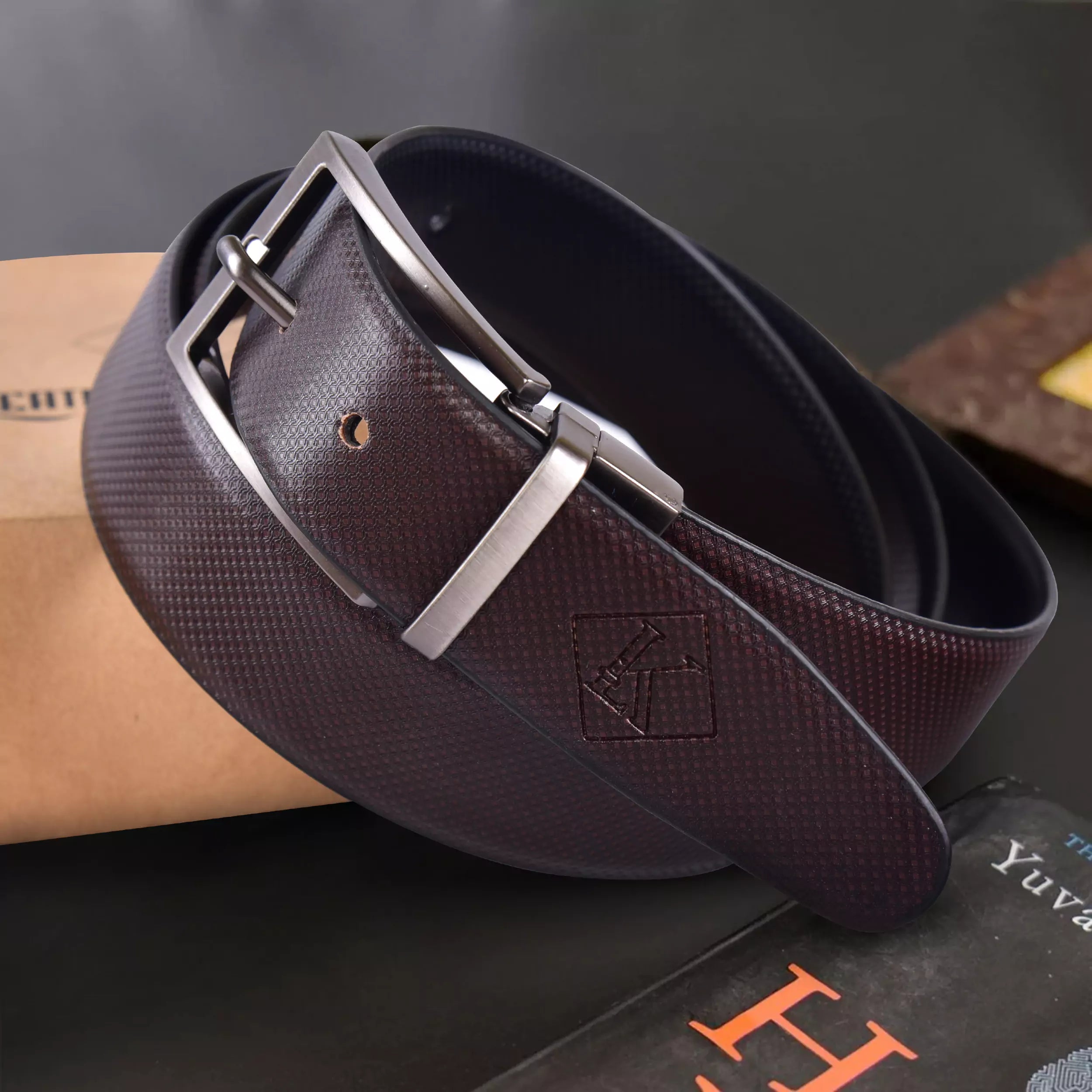 Viper DualEdge Reversible Leather Belt – Ethical & Elegant